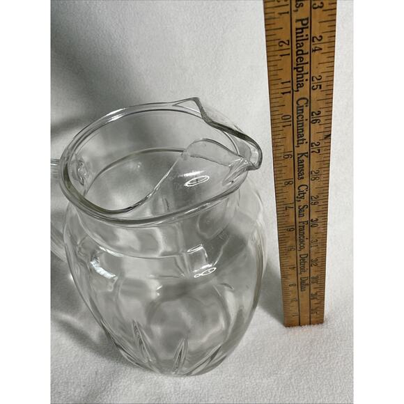 Large Vintage Federal Glass Round Sunburst Pitcher w/ice lip, 9-10 cup capacity - Picture 7 of 8